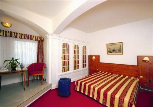 Hotel Preuss Im Dammtorpalais Hamburgo Habitación foto